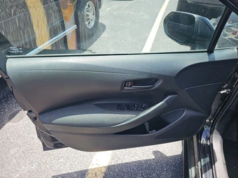 2022 Toyota Corolla LE Sedan - miniatura 9