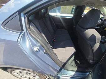 2022 Toyota Corolla LE Sedan - miniatura 13