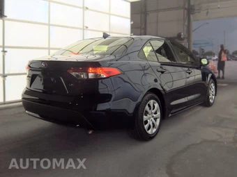 2022 Toyota Corolla LE Sedan - miniatura 4