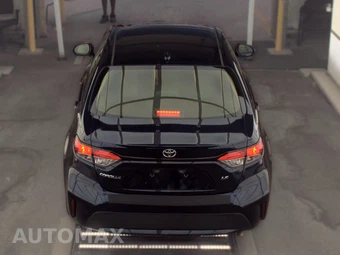 2022 Toyota Corolla LE Sedan - miniatura 5