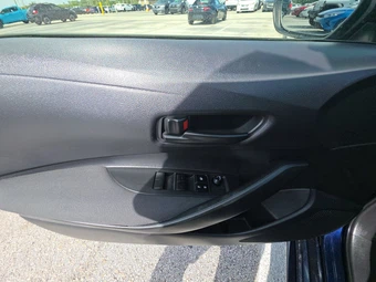 2022 Toyota Corolla LE Sedan - miniatura 9