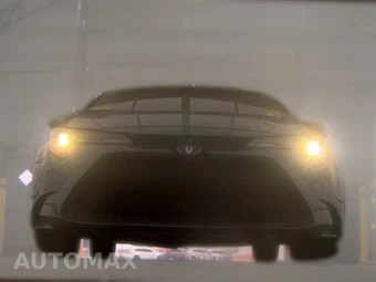 2022 Toyota Corolla LE Sedan - miniatura 3