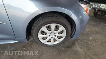 2022 Toyota Corolla LE Sedan – miniatura 20