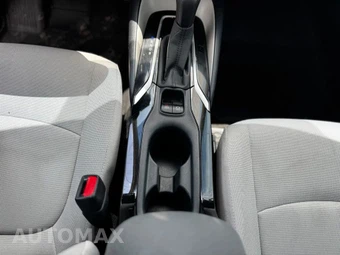 2022 Toyota Corolla LE Sedan - miniatura 11
