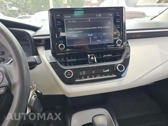 2022 Toyota Corolla LE Sedan - miniatura 10