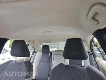 2022 Toyota Corolla LE Sedan - miniatura 11