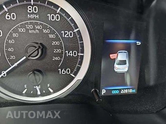 2022 Toyota Corolla LE Sedan – miniatura 10