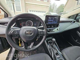 2022 Toyota Corolla LE Sedan – miniatura 11