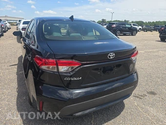 2022 Toyota Corolla LE Sedan – miniatura 5