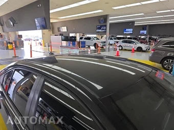 2022 Toyota Corolla LE Sedan - miniatura 15