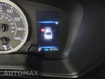 2022 Toyota Corolla LE Sedan - miniatura 9