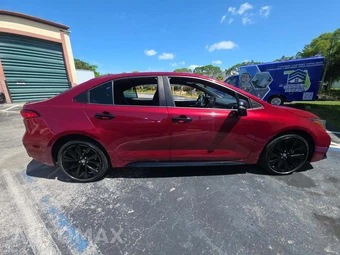2022 Toyota Corolla SE Nightshade Edition Sedan - miniatura 4