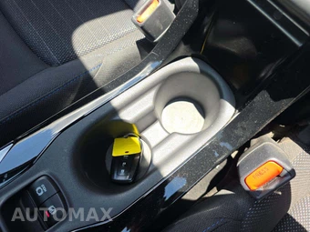 2022 Toyota Corolla SE Sedan – miniatura 8