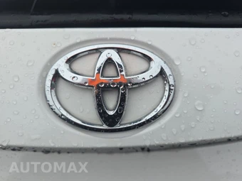 2022 Toyota Corolla SE Sedan - miniatura 15