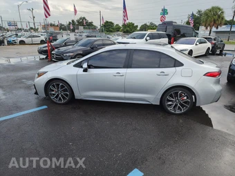 2022 Toyota Corolla SE Sedan - miniatura 4