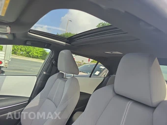 2022 Toyota Corolla SE Sedan - miniatura 17
