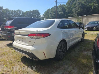 2022 Toyota Corolla SE Sedan - miniatura 3