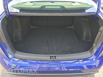 2022 Toyota Corolla XSE Sedan - miniatura 16