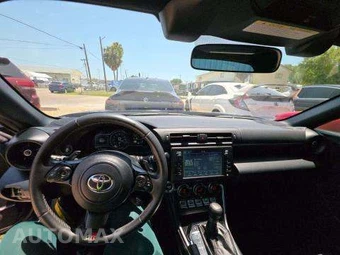 2022 Toyota GR86 – miniatura 10