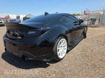 2022 Toyota GR86 Premium - miniatura 3