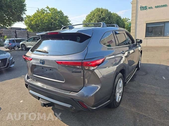 2022 Toyota Highlander Hybrid LE - miniatura 3