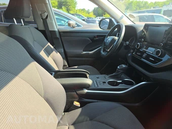 2022 Toyota Highlander Hybrid LE - miniatura 8