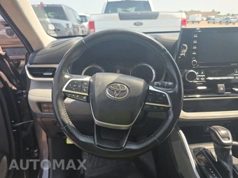 2022 Toyota Highlander Hybrid LE - miniatura 10