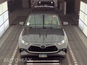 2022 Toyota Highlander Hybrid LE - miniatura 2