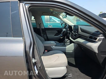 2022 Toyota Highlander Hybrid LE - miniatura 8