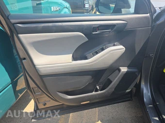 2022 Toyota Highlander Hybrid LE - miniatura 9