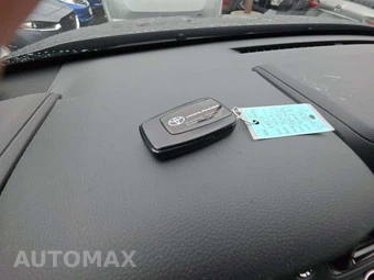 2022 Toyota Highlander Hybrid LE - miniatura 8