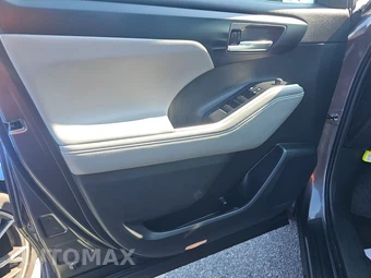 2022 Toyota Highlander Hybrid XLE - miniatura 9