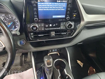 2022 Toyota Highlander Hybrid XLE - miniatura 11