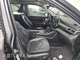 2022 Toyota Highlander Hybrid XLE - miniatura 8