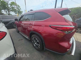 2022 Toyota Highlander Hybrid XLE - miniatura 2