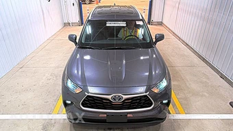 2022 Toyota Highlander Hybrid XLE - miniatura 2