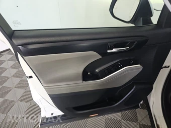 2022 Toyota Highlander Hybrid XLE - miniatura 9