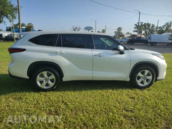 2022 Toyota Highlander L - miniatura 8