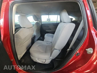2022 Toyota Highlander LE – miniatura 13