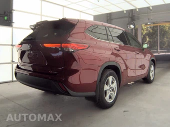2022 Toyota Highlander LE – miniatura 4