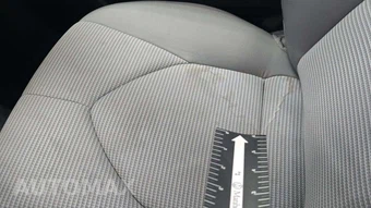 2022 Toyota Highlander LE - miniatura 21