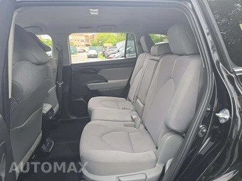 2022 Toyota Highlander LE - miniatura 13