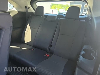 2022 Toyota Highlander LE – miniatura 17