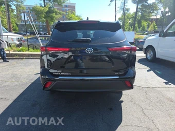 2022 Toyota Highlander LE – miniatura 5