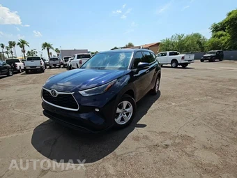 2022 Toyota Highlander LE