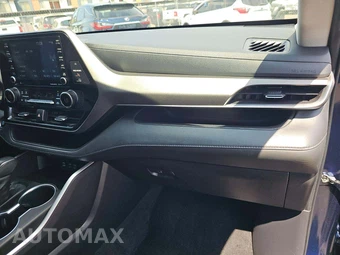 2022 Toyota Highlander LE - miniatura 17