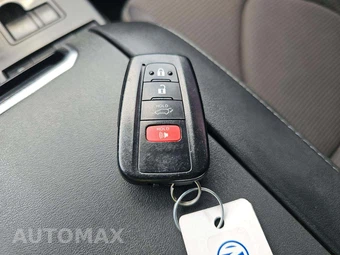 2022 Toyota Highlander LE - miniatura 5