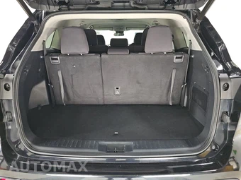 2022 Toyota Highlander LE - miniatura 17