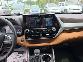 2022 Toyota Highlander Platinum - miniatura 10
