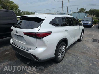 2022 Toyota Highlander Platinum - miniatura 3